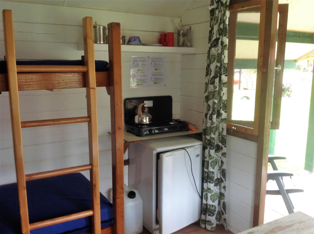 Camping Het Bosbad 埃默洛尔德 外观 照片