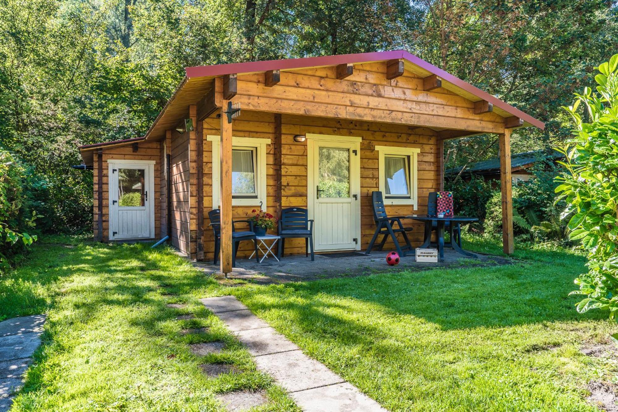 Camping Het Bosbad 埃默洛尔德 外观 照片