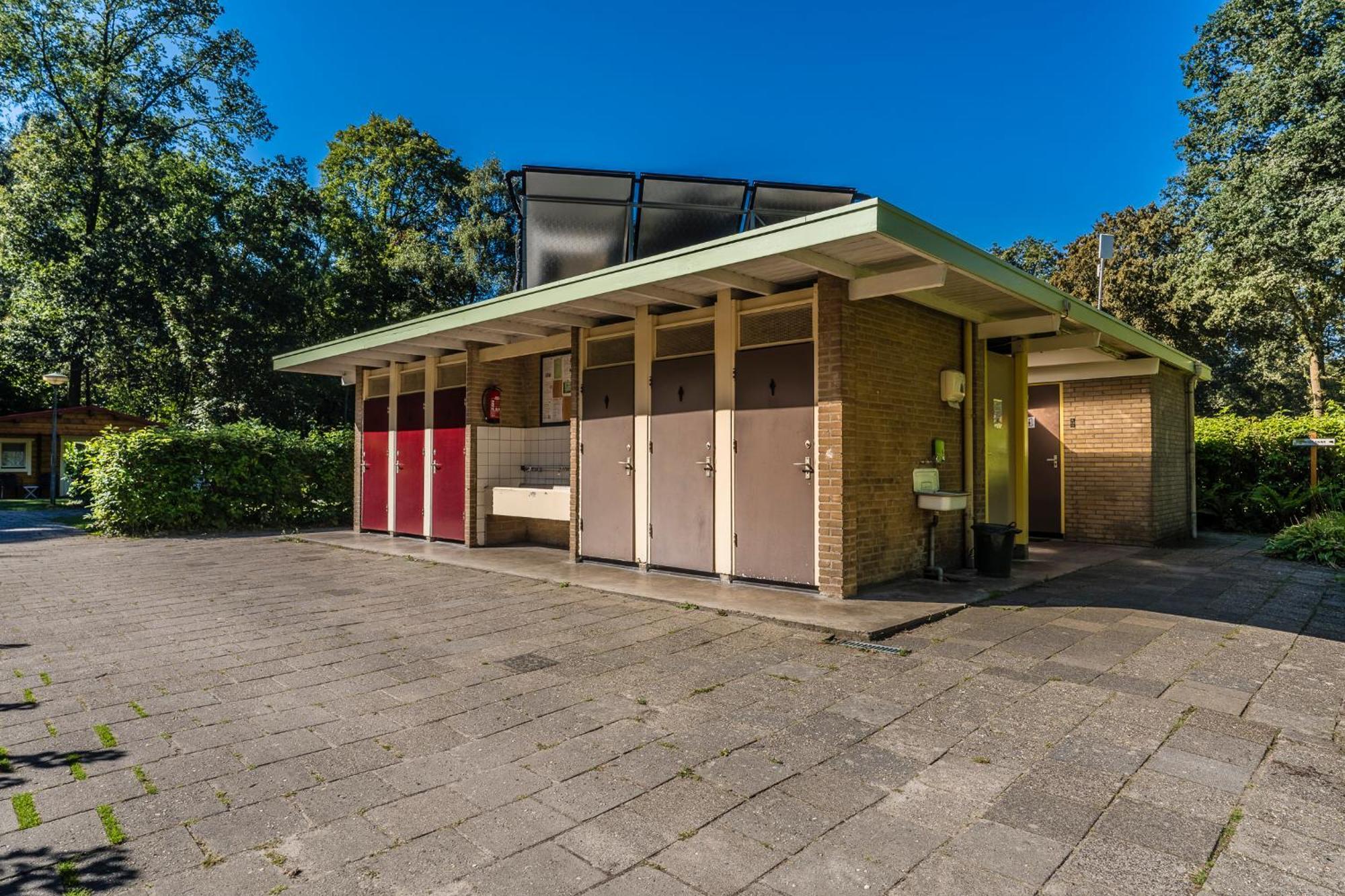 Camping Het Bosbad 埃默洛尔德 外观 照片
